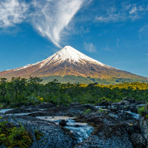 Tour Lago Todos Los Santos + Saltos del Petrohué (Catamarán)